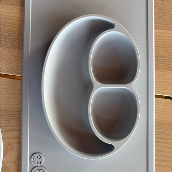 ezPZ Gray Suction Placemat and Bowl Set for Kids - Picture 4 of 4